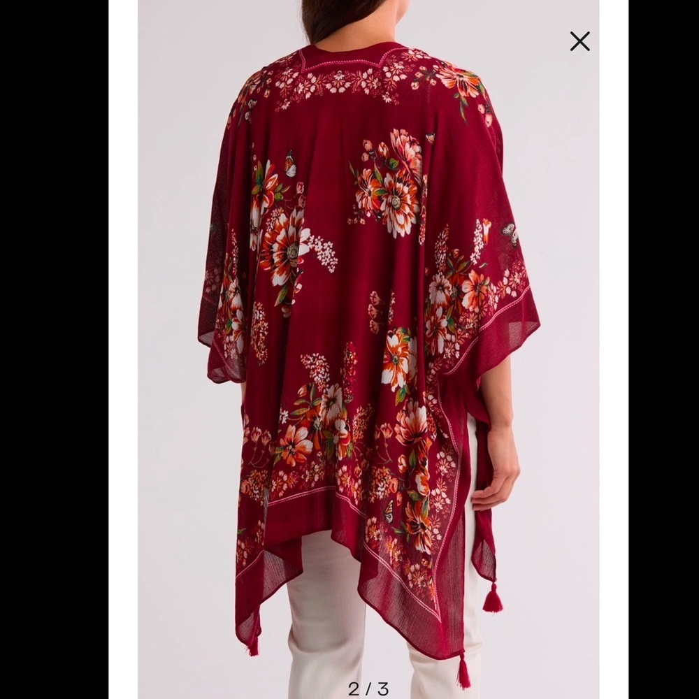 Vince Camuto Blooms Border Topper, Wine, One Size, NWT - Picture 1 of 4